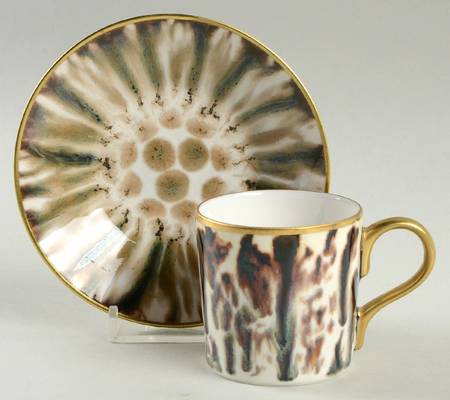 Cream Scale (Gold Trim) Espresso Cup and Saucer Set