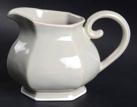 Octavia Cucumber (White Trim) Creamer