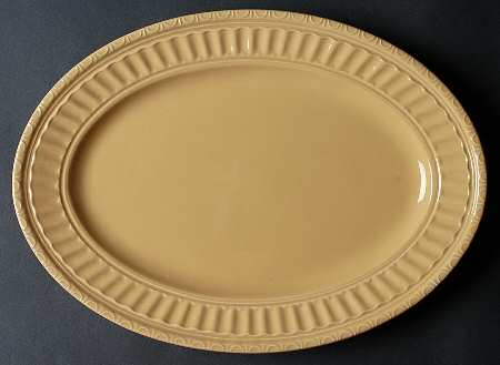 Italiana Light Yellow 14" Oval Serving Platter