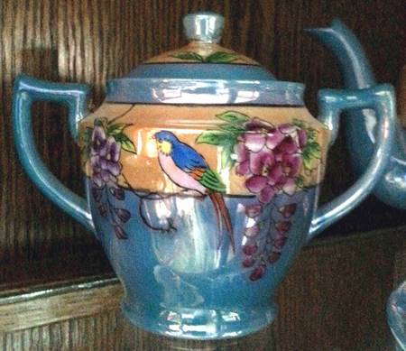 PAQ33 Sugar Bowl & Lid by Paulownia