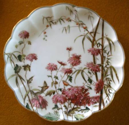 Eden Scalloped by George Jones &amp; Sons