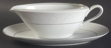 Satin Song  Gravy Boat & Underplate/Relish