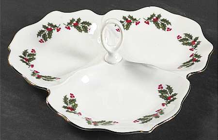 Christmas Holly (Smooth Edge) 3-Part Relish with Center Ceramic Handle