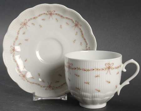 Bordeaux Flat Cup & Saucer Set