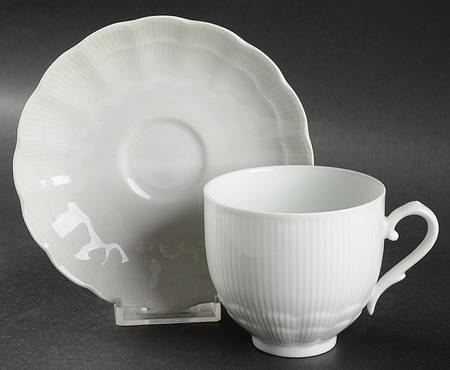 Romantica All White Flat Cup & Saucer Set