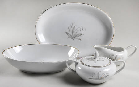 Golden Rhapsody 5 Piece Hostess Set