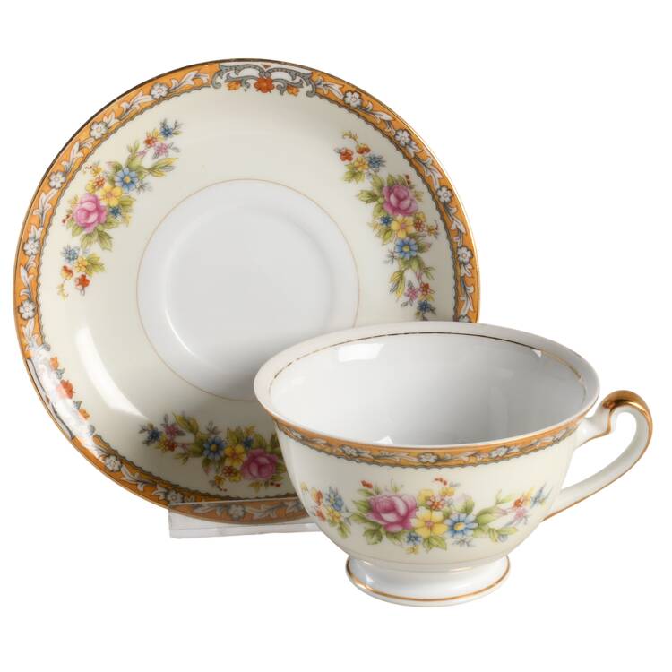 KIK1 Footed Cup & Saucer Set