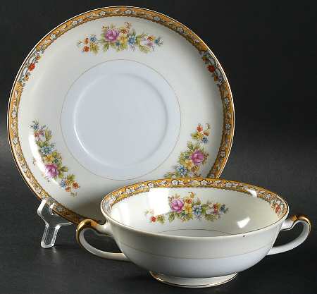 KIK1 Footed Cream Soup Bowl & Saucer Set