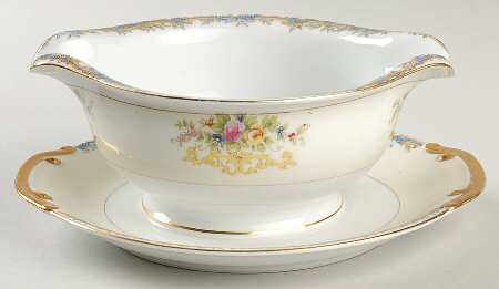KIK13 Gravy Boat with Attached Underplate