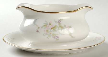 Normandy Gravy Boat with Attached Underplate
