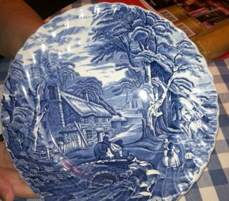 KNT3 Dinner Plate