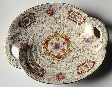 Pompadour (England) Pierced Bon Bon