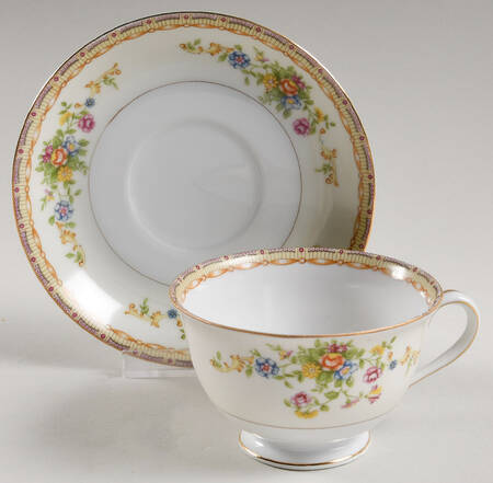 KON45 Footed Cup & Saucer Set by Kongo