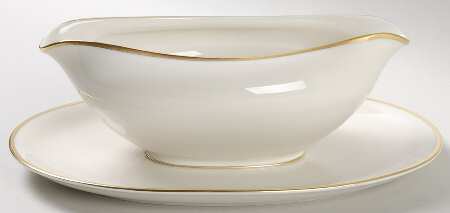201 Gravy Boat with Attached Underplate