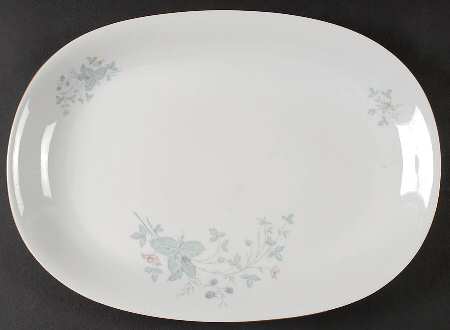 629 (White Background) 16" Oval Serving Platter