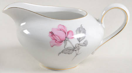 675 (Gold Trim) Creamer