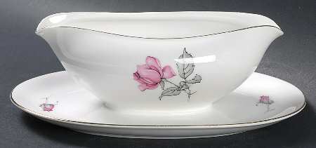 675 (Gold Trim) Gravy Boat with Attached Underplate