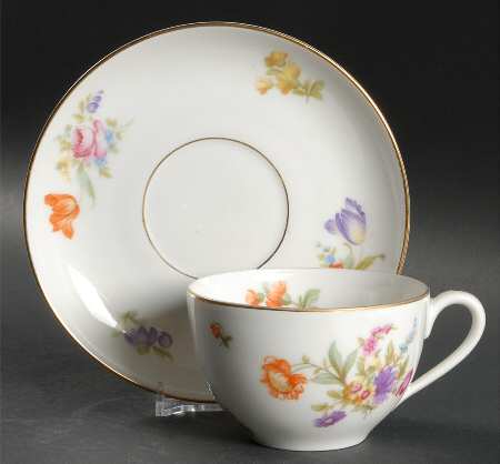 KPM2 Flat Cup & Saucer Set