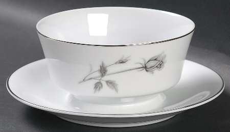 Enchanting Rose Round Gravy Boat/Attached Underplate
