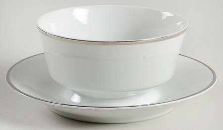 Wedding Band Gravy Boat with Attached Underplate