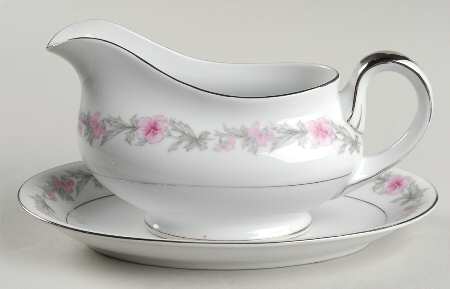 Joanne Gravy Boat & Underplate