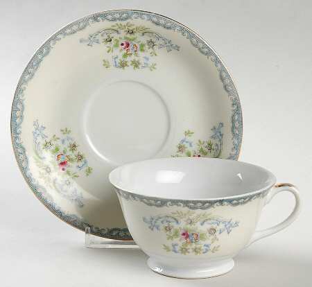 KRE2 Footed Cup & Saucer Set by Krescent (Japan)