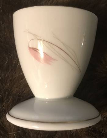 707G Single Egg Cup