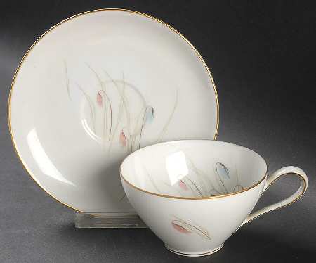 707G Flat Cup & Saucer Set