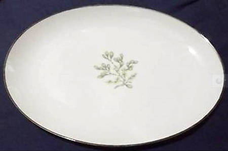 Mistletoe 12" Oval Serving Platter