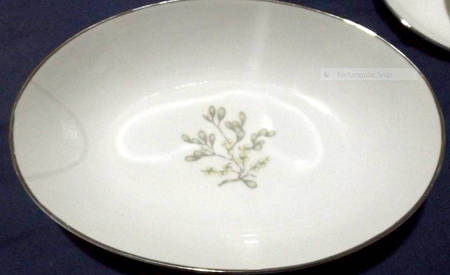 Mistletoe 10" Oval Vegetable Bowl