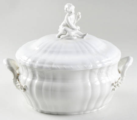 Rocaille Oval Tureen & Lid
