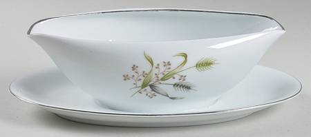 KAB3 Gravy Boat with Attached Underplate by Kabuki