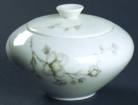 KPM118 Sugar Bowl & Lid