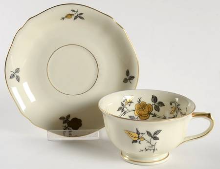 Charlotte Footed Cup & Saucer Set
