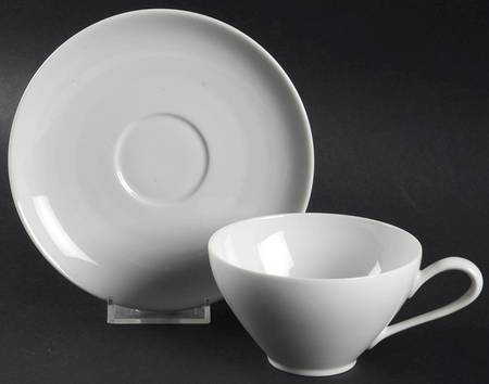 KPM132 Flat Cup & Saucer Set