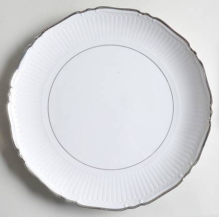 Jaqlyn 12" Chop Plate (Round Platter)