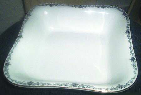 5713 9" Square Vegetable Bowl