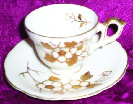 7308b Footed Demitasse Cup & Saucer Set by Arnart