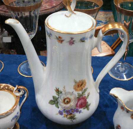 1870 Coffee Pot & Lid