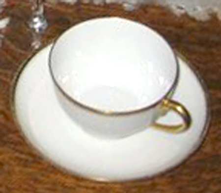 26107 Flat Cup & Saucer Set