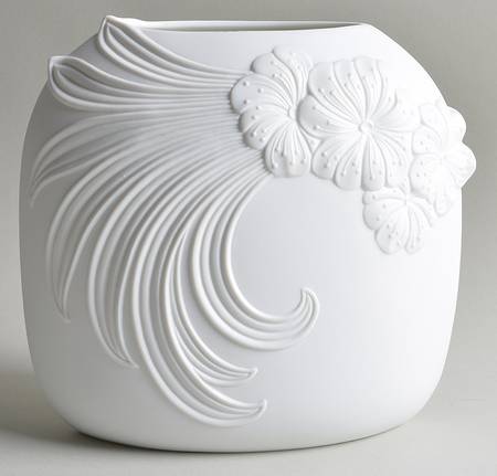 739 7" Vase