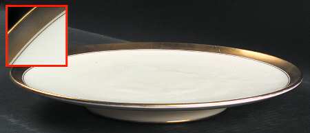 86 1-2 Large Footed Sandwich Plate