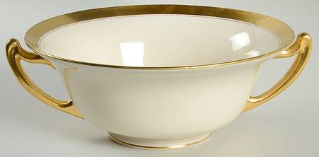86 1-2 Large Berry Bowl
