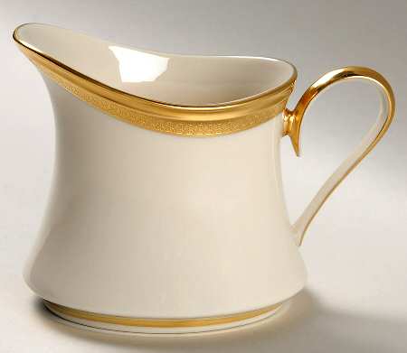 Aristocrat Creamer