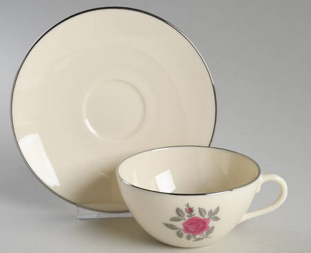 Ballad Flat Cup & Saucer Set