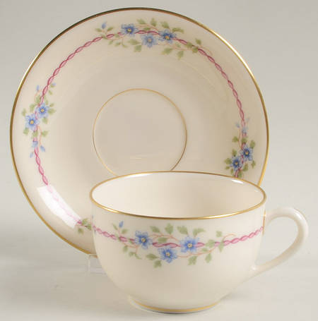 Belvidere Oversized Cup & Saucer Set