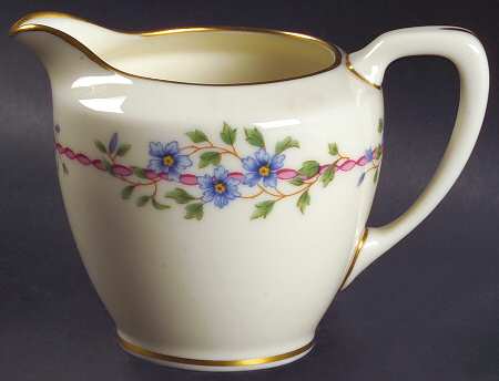 Belvidere Creamer