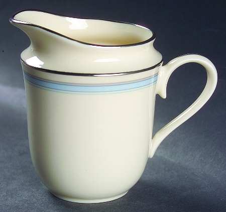 Bradford (Platinum Trim) Creamer