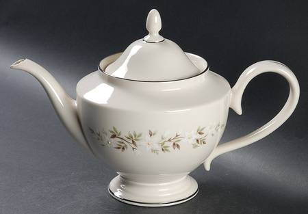 Brookdale Teapot & Lid
