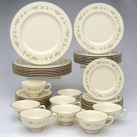 Brookdale 40-Piece Set